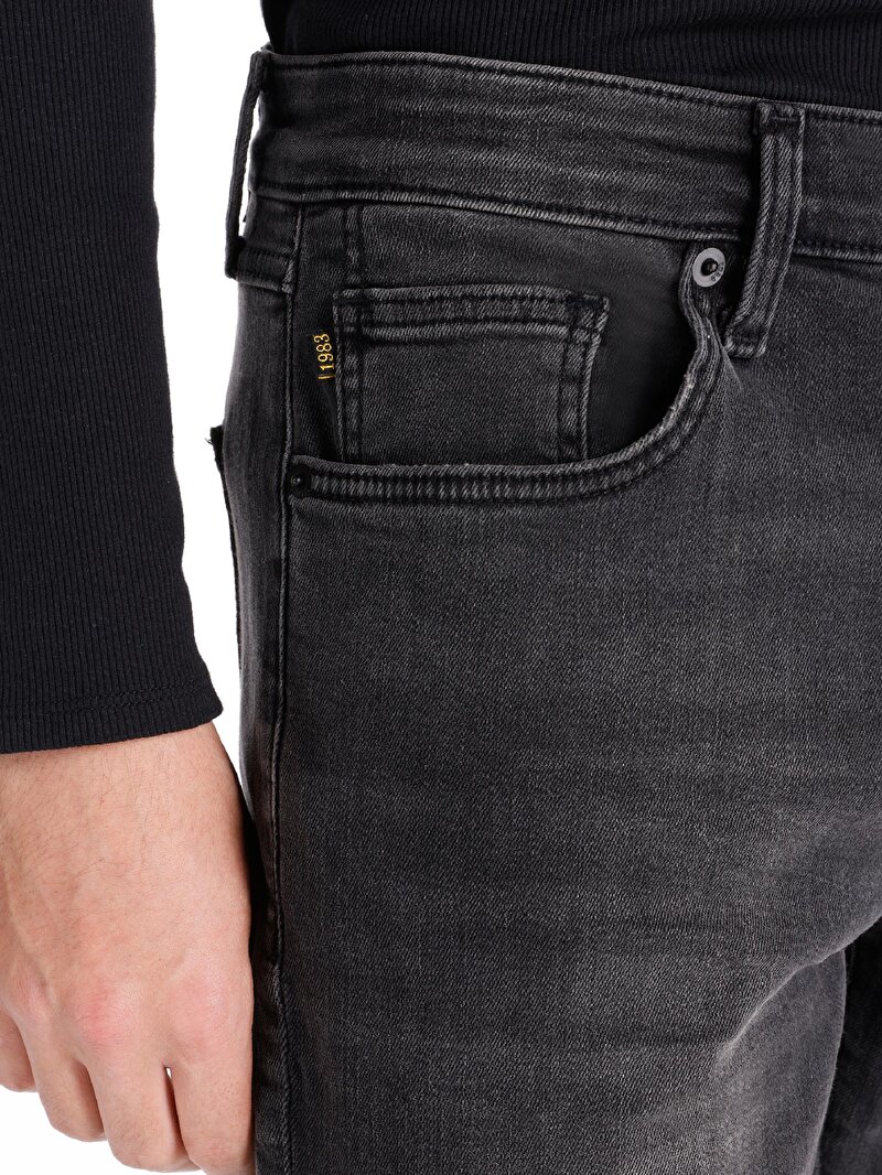 Slim Fit Düşük Bel Dar Paça Erkek Siyah Jean Pantolon