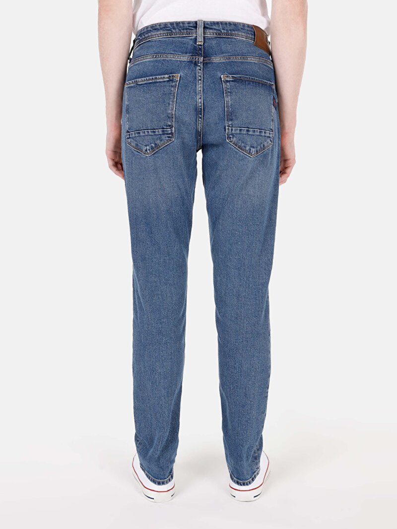 Straight Fit Düşük Bel Düz Paça Erkek Lacivert Jean Pantolon