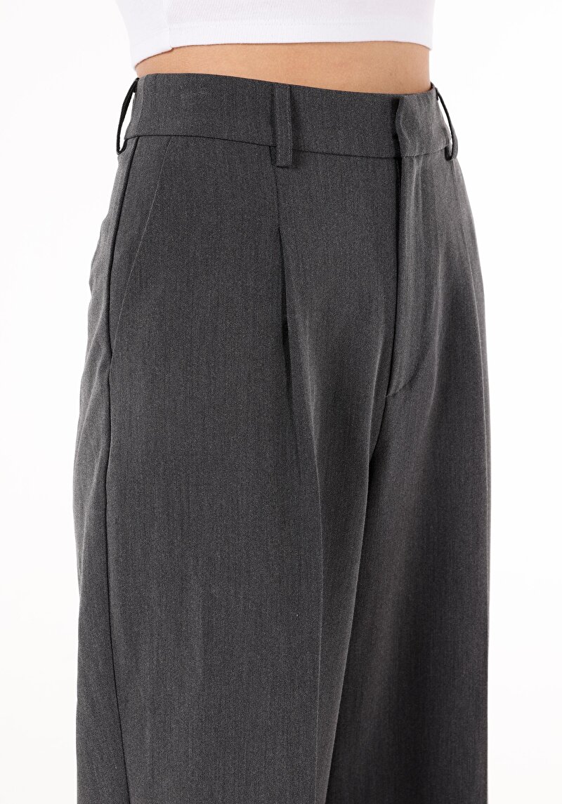 Regular Fit Yüksek Bel Geniş Paça Cepli Kadın Gri Pantolon