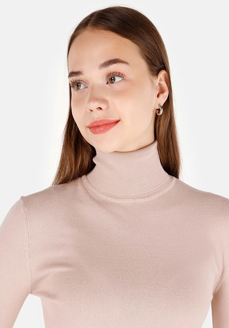 Slim Fit Balıkçı Yaka Kadın Bej Kazak