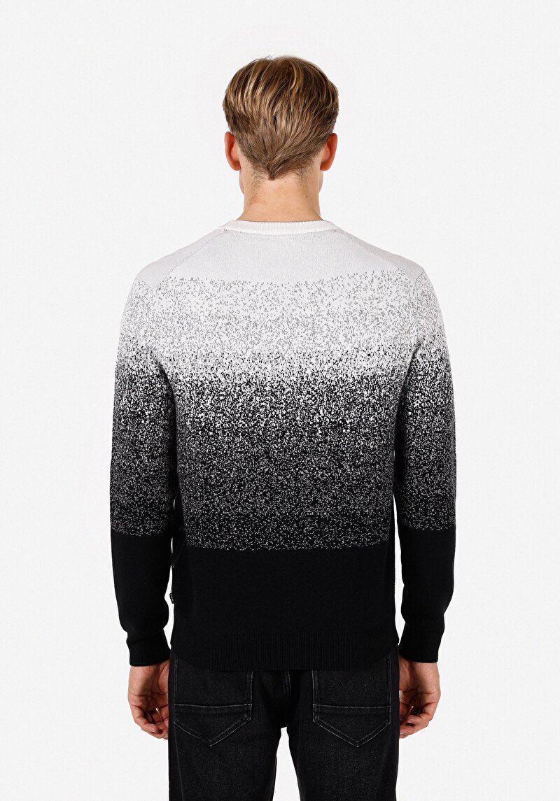 Regular Fit Yuvarlak Yaka Desen Baskılı Erkek Siyah Kazak