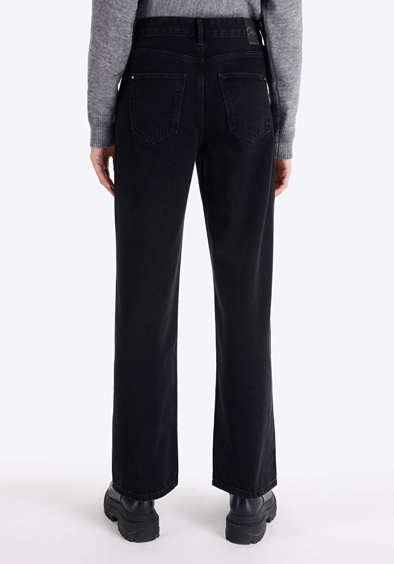 Regular Fit Orta Bel Geniş Paça Kadın Denim Jean Pantolon