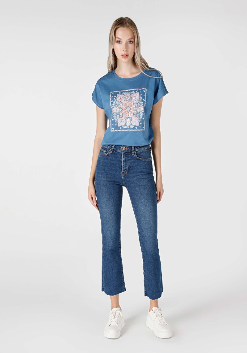 Regular Fit Yüksek Bel Kısa Ispanyol Paça Kadın Denim Jean Pantolon