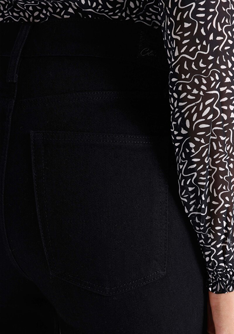 Regular Fit Yüksek Bel Yırtmaçlı Paça Kadın İndigo Jean Pantolon