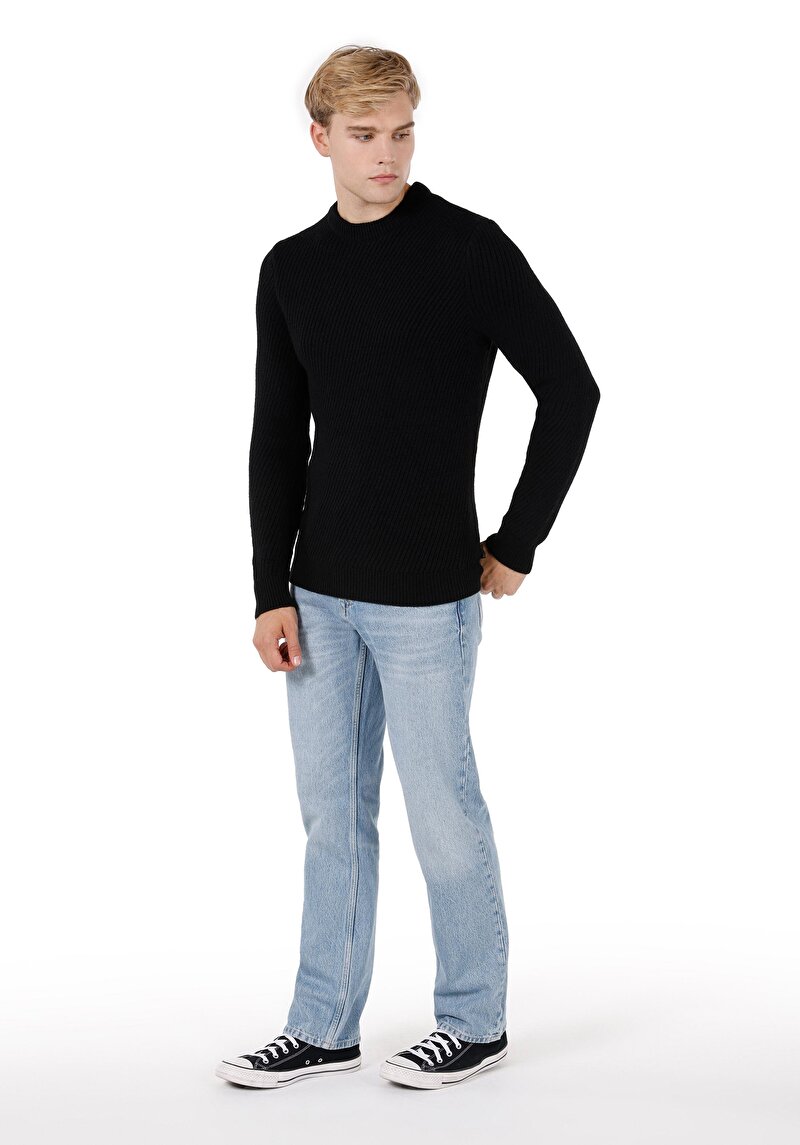 Regular Fit Yuvarlak Yaka Erkek Siyah Kazak