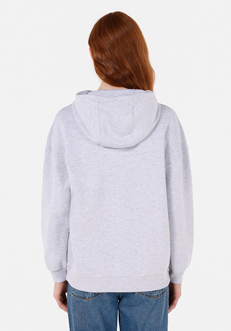 Comfort Fit Kapüşonlu Baskılı Kadın Gri Sweatshirt
