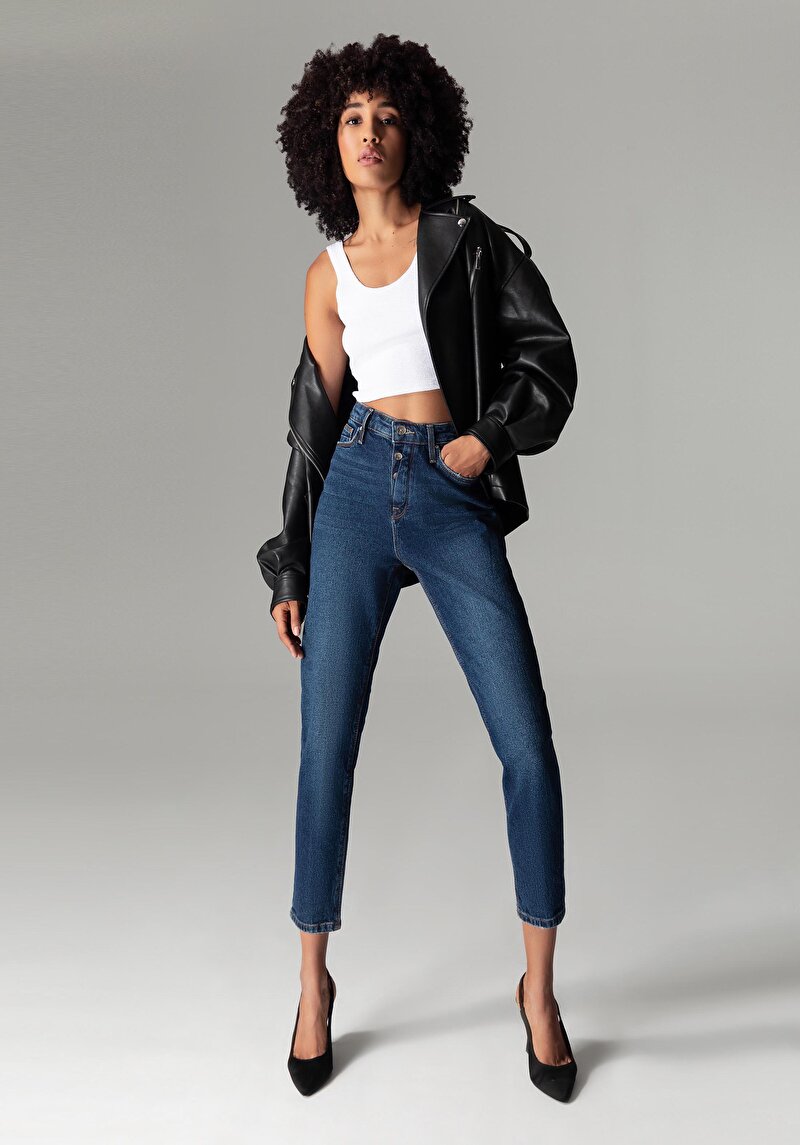 Mom Fit Yüksel Bel Daralan Paça Kadın İndigo Jean Pantolon