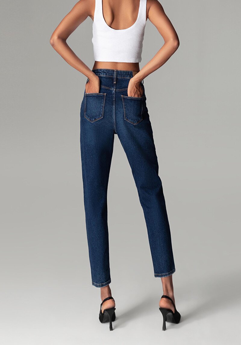 Mom Fit Yüksel Bel Daralan Paça Kadın İndigo Jean Pantolon