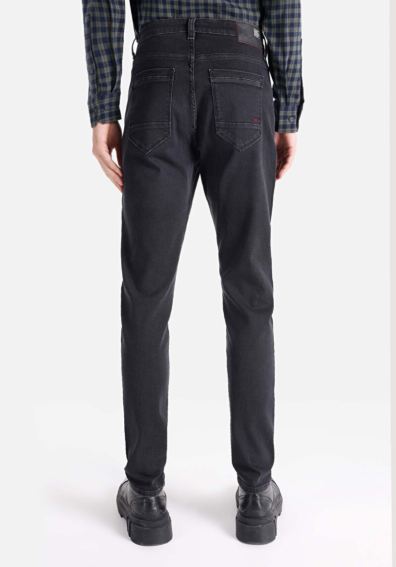 Slim Fit Düşük Bel Dar Paça Erkek Siyah Jean Pantolon