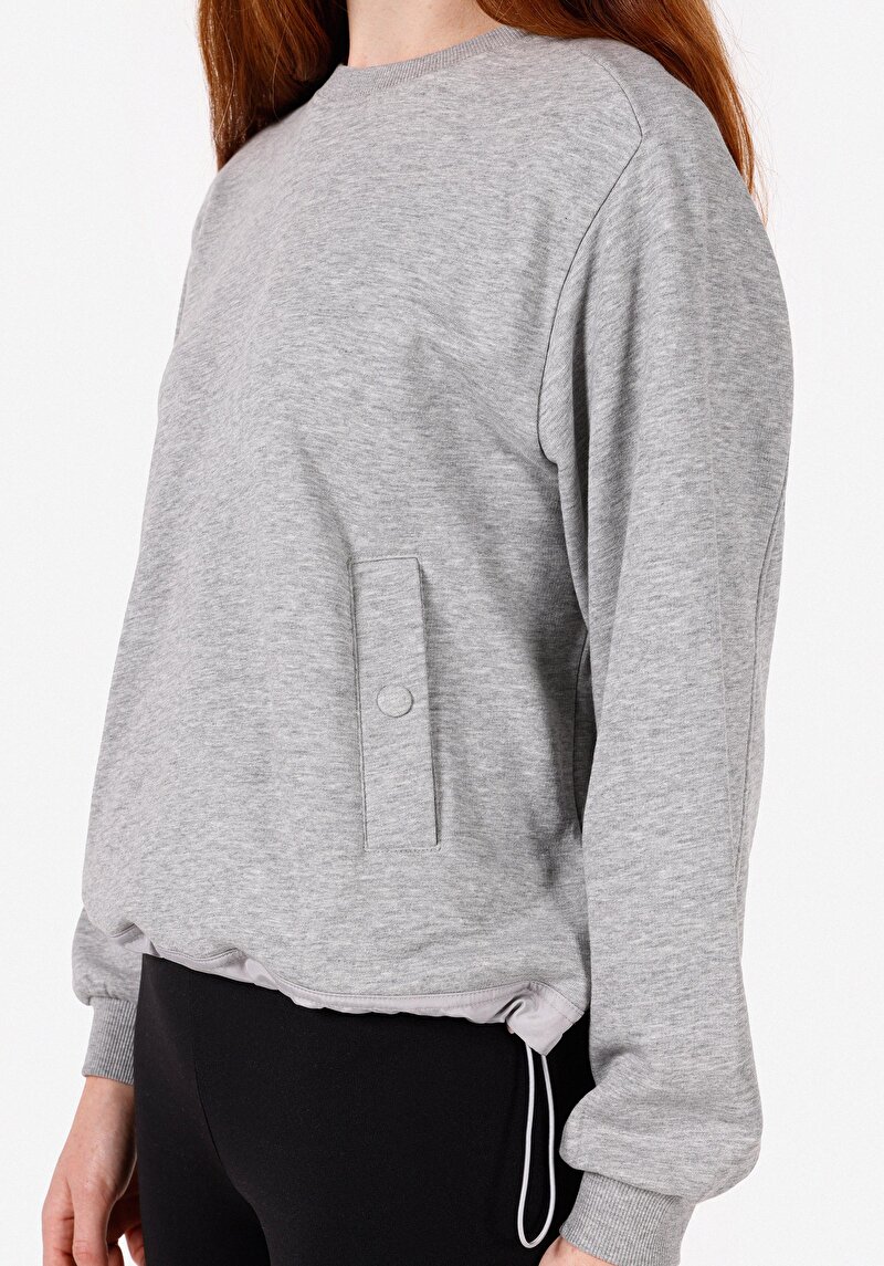 Regular Fit Yuvarlak Yaka  Kadın Gri Sweatshirt