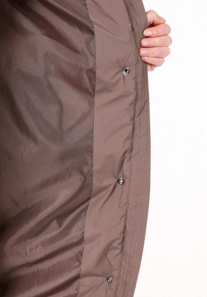 Regular Fit Kapüşonlu Çıtçıtlı Astarlı Suya Dayanıklı Kadın  Kaban