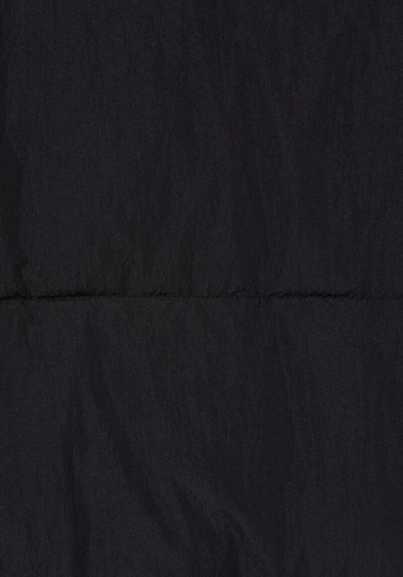 Regular Fit Kapüşonlu Çıt Çıt Düğmeli Kadın Siyah Mont