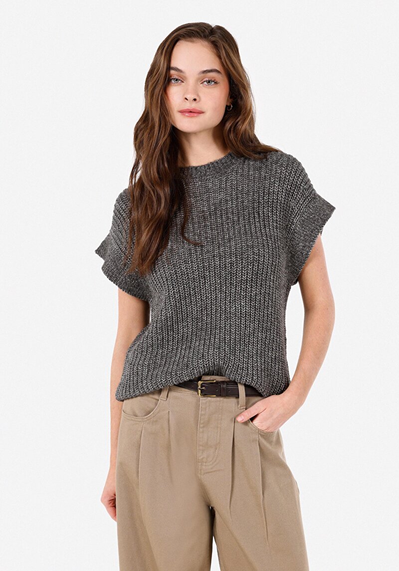 Regular Fit Pamuk Karışımlı Yuvarlak Yaka Kadın Gri Triko Kazak