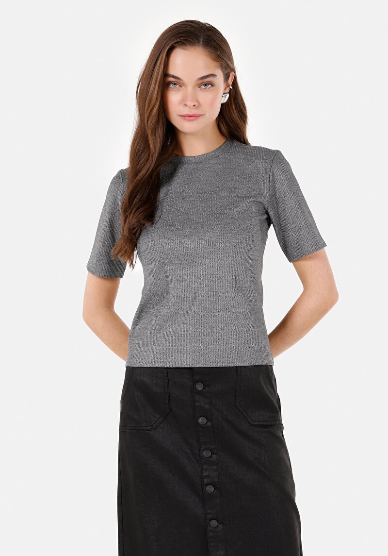 Slim Fit Yuvarlak Yaka  Kadın Gri Kısa Kol Tişört
