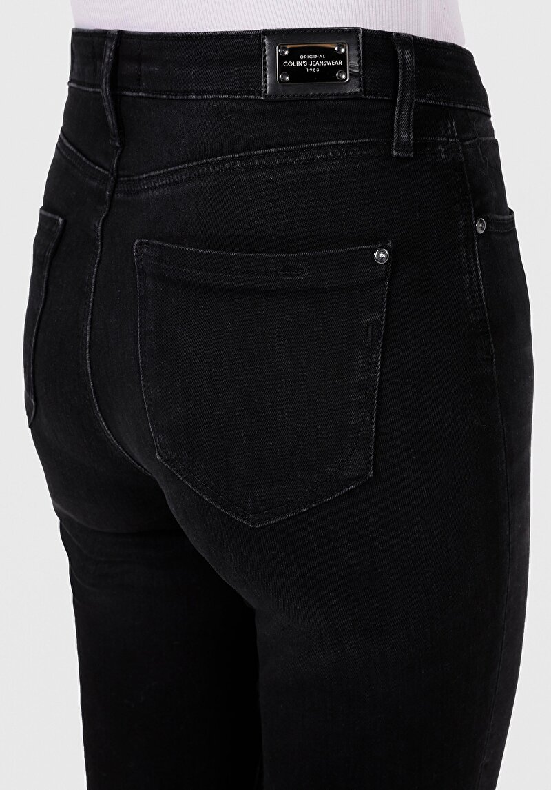 Slim Fit   Kadın Siyah Jean Pantolon