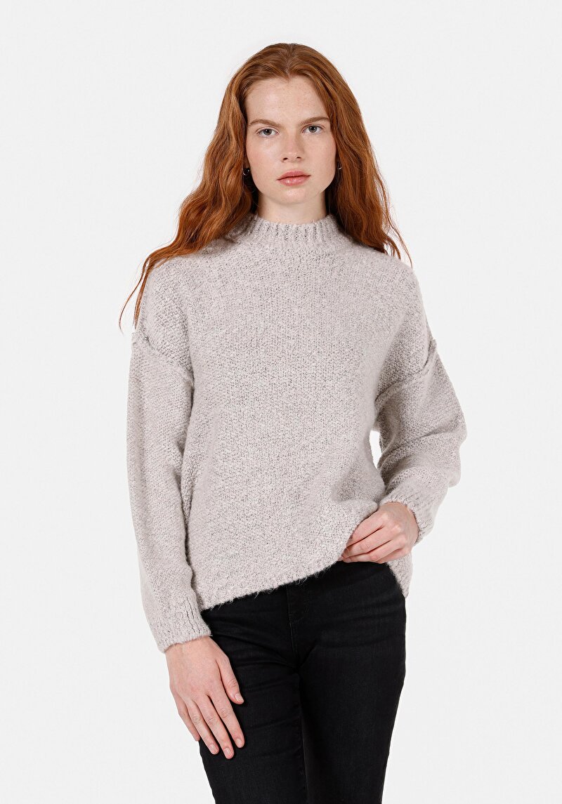 Comfort Fit Yuvarlak Yaka Kadın Taş Kazak