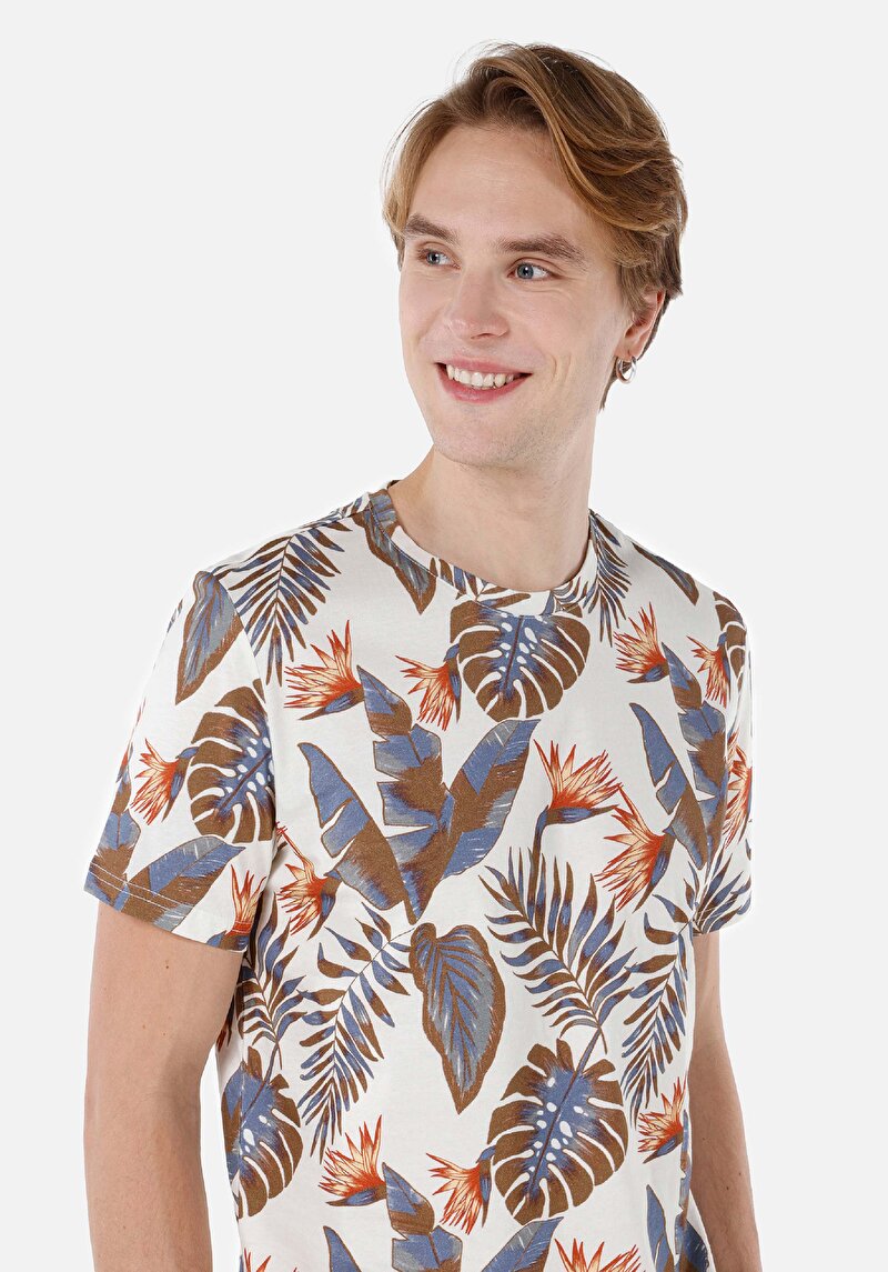 Regular Fit Örme Yuvarlak Yaka Baskılı Erkek Bej Kısa Kol Tişört