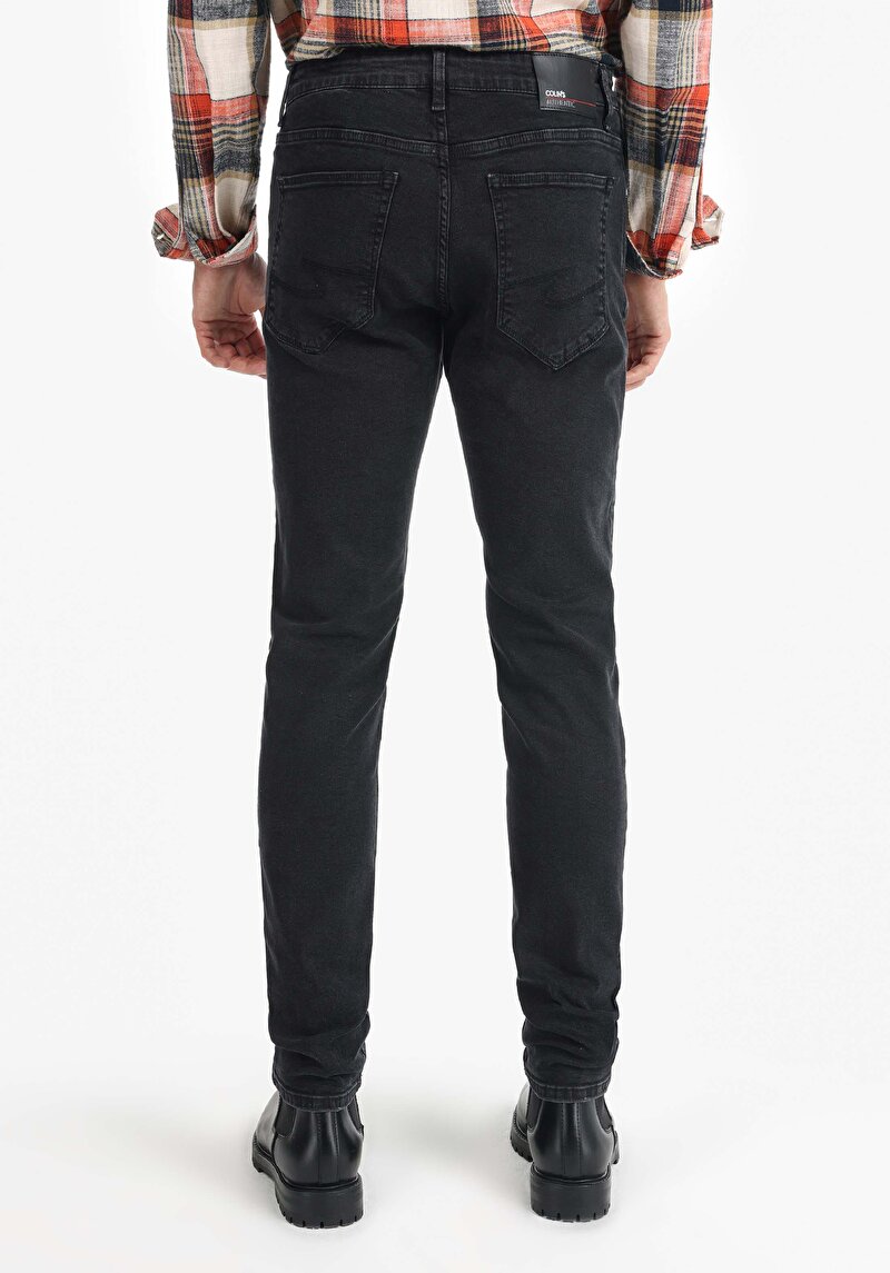Slim Fit Düşük Bel Dar Paça Erkek Siyah Jean Pantolon
