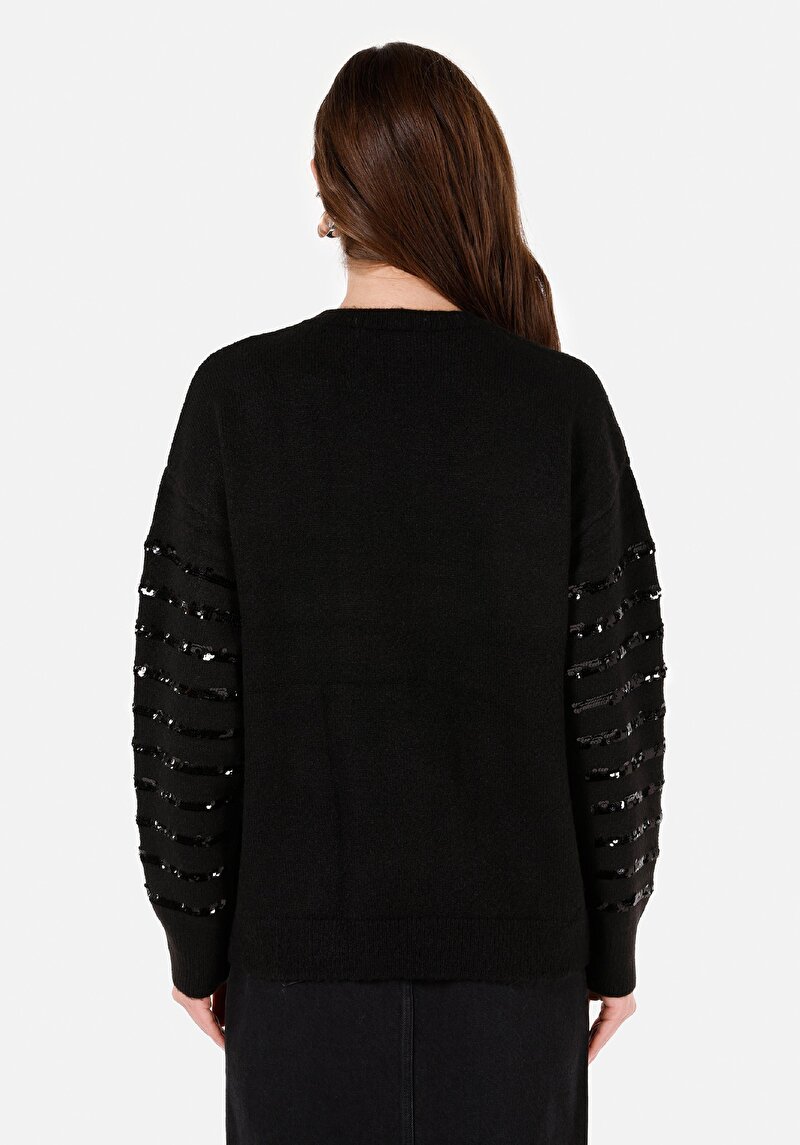 Regular Fit Yuvarlak Yaka Kadın Siyah Kazak