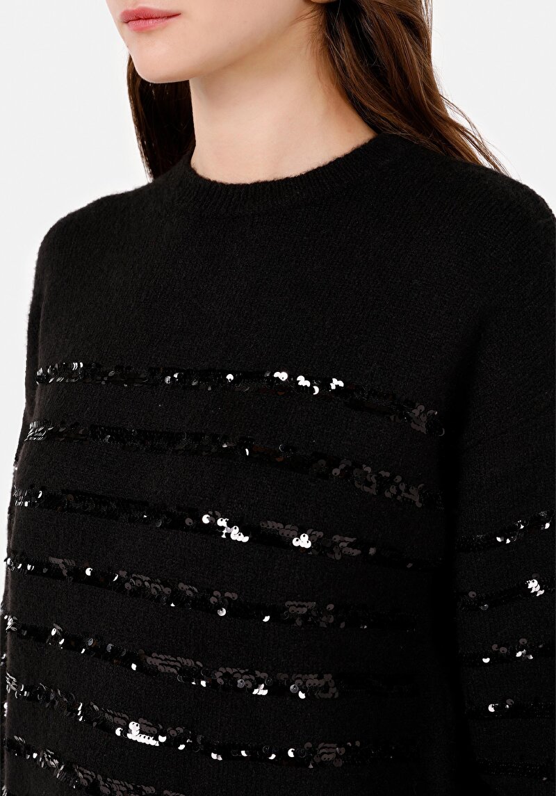 Regular Fit Yuvarlak Yaka Kadın Siyah Kazak