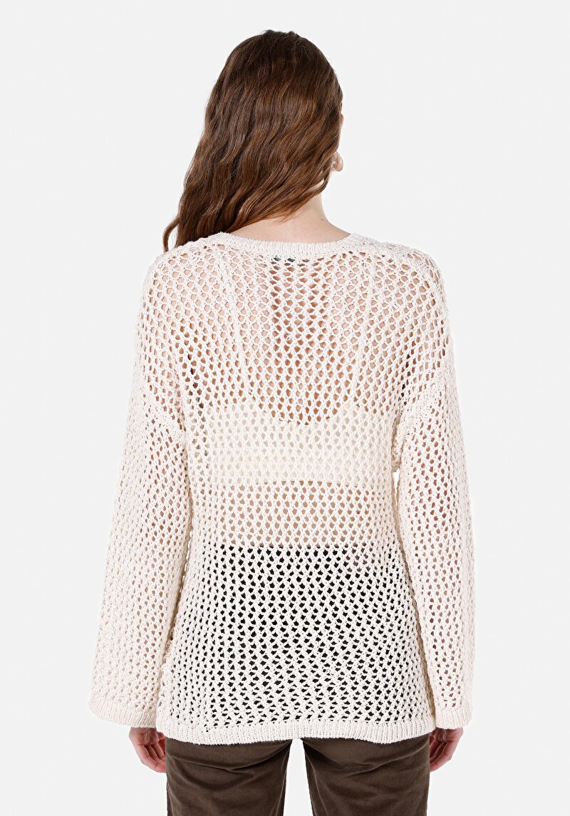 Regular Fit Yuvarlak Yaka Düz Kadın Ekru Kazak