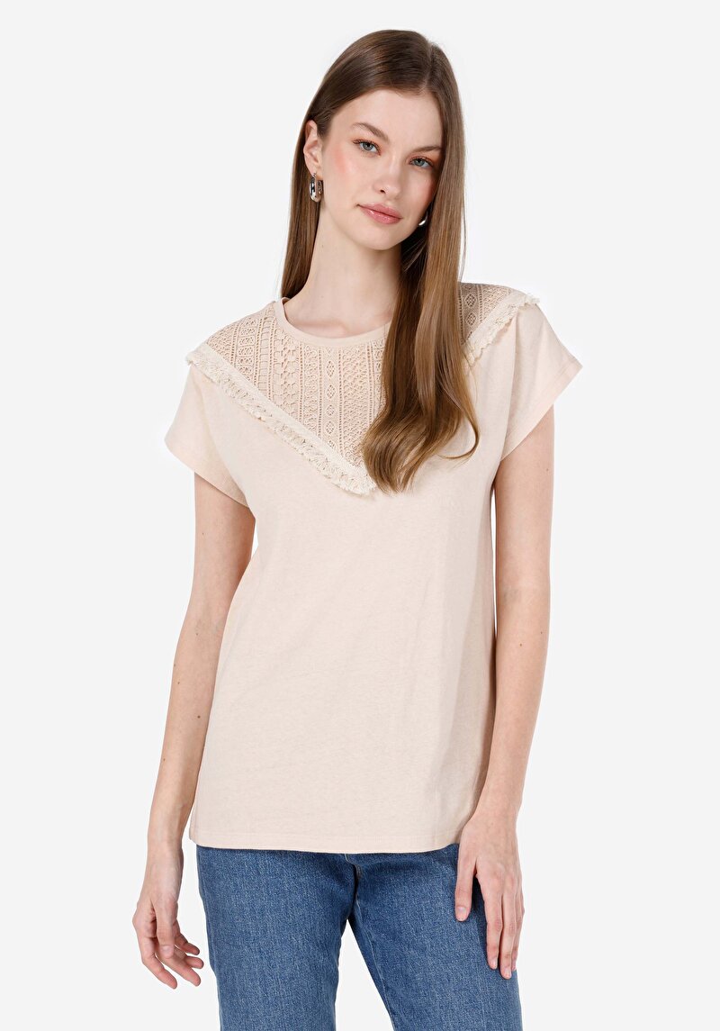 Regular Fit Yuvarlak Yaka Nakışlı Kadın Bej Kısa Kol Tişört