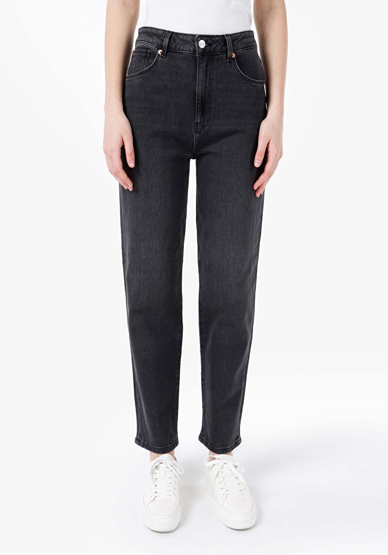 Straight Fit Kadın Siyah Denim Jean Pantolon