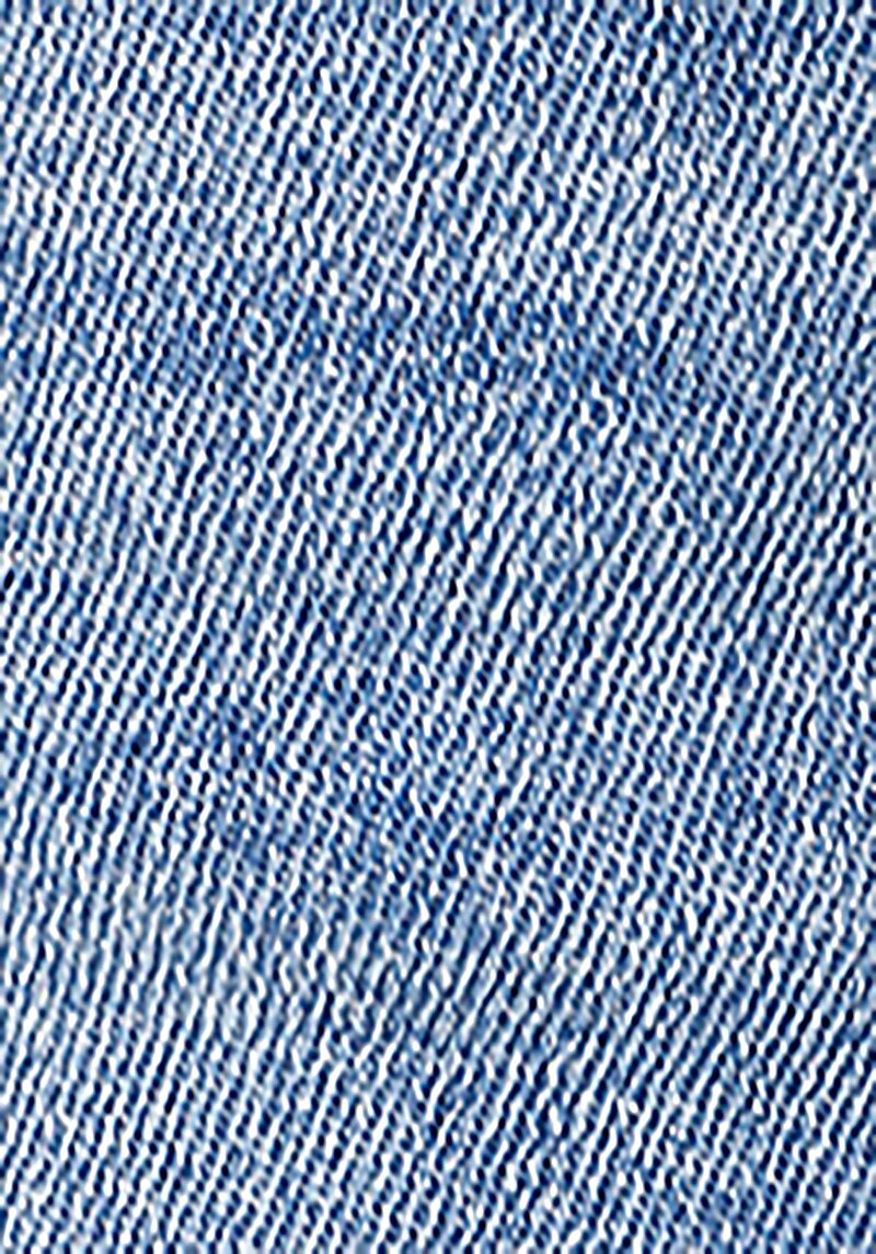 Slim Fit Orta Bel Fermuarlı Daralan Paça Kadın Light İndigo Denim Jean Pantolon