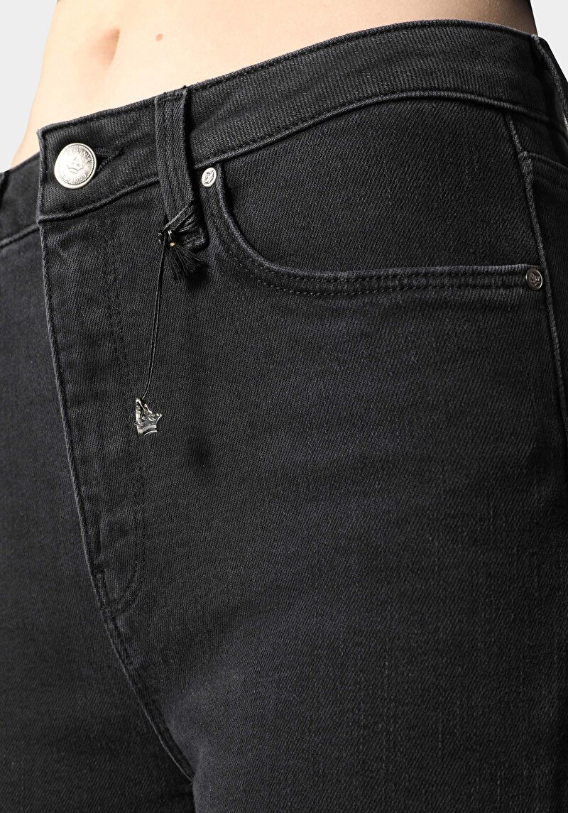 Skinny Fit Orta Bel Dar Paça Kadın Siyah Jean Pantolon