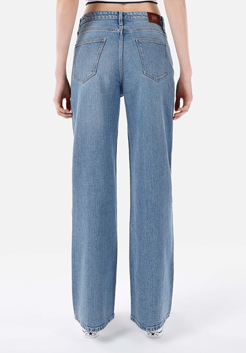 Regular Fit Yüksek Bel Geniş Paça Kadın İndigo Jean Pantolon