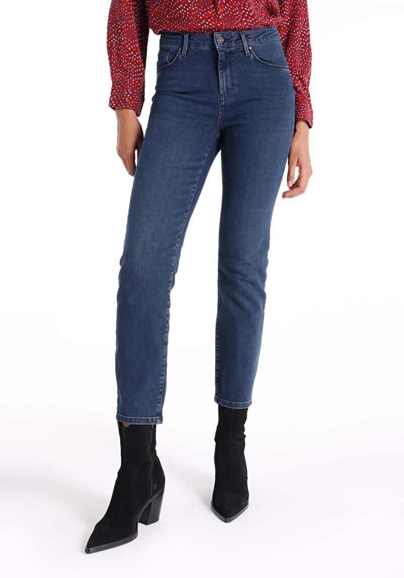 Slim Fit Orta Bel Düz Paça Kadın İndigo Fermuarlı Jean Pantolon
