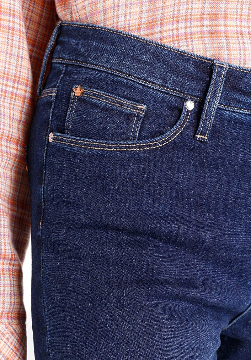 Slim Fit Orta Bel Düz Paça Kadın İndigo Jean Pantolon