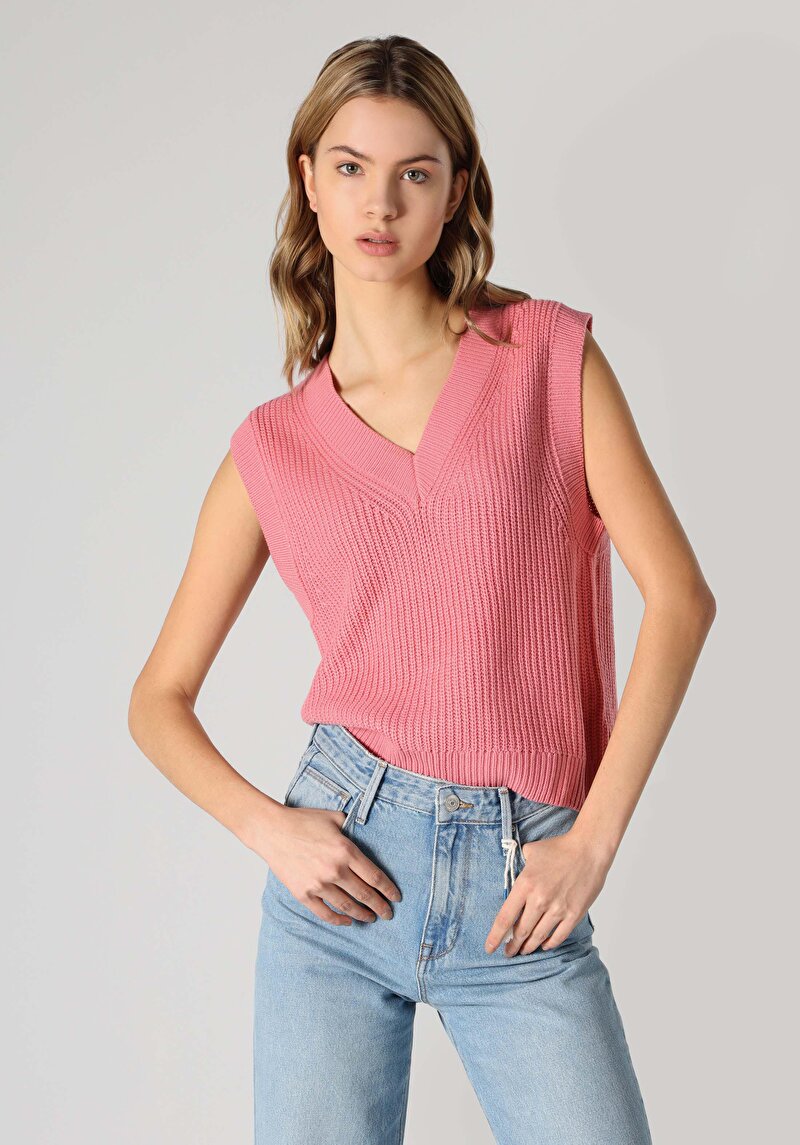 Regular Fit V Yaka Düz Kadın Pembe Kazak
