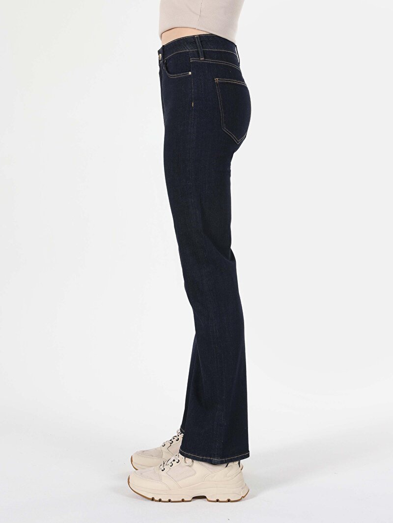 Regular Fit   Kadın Denim Jean Pantolon