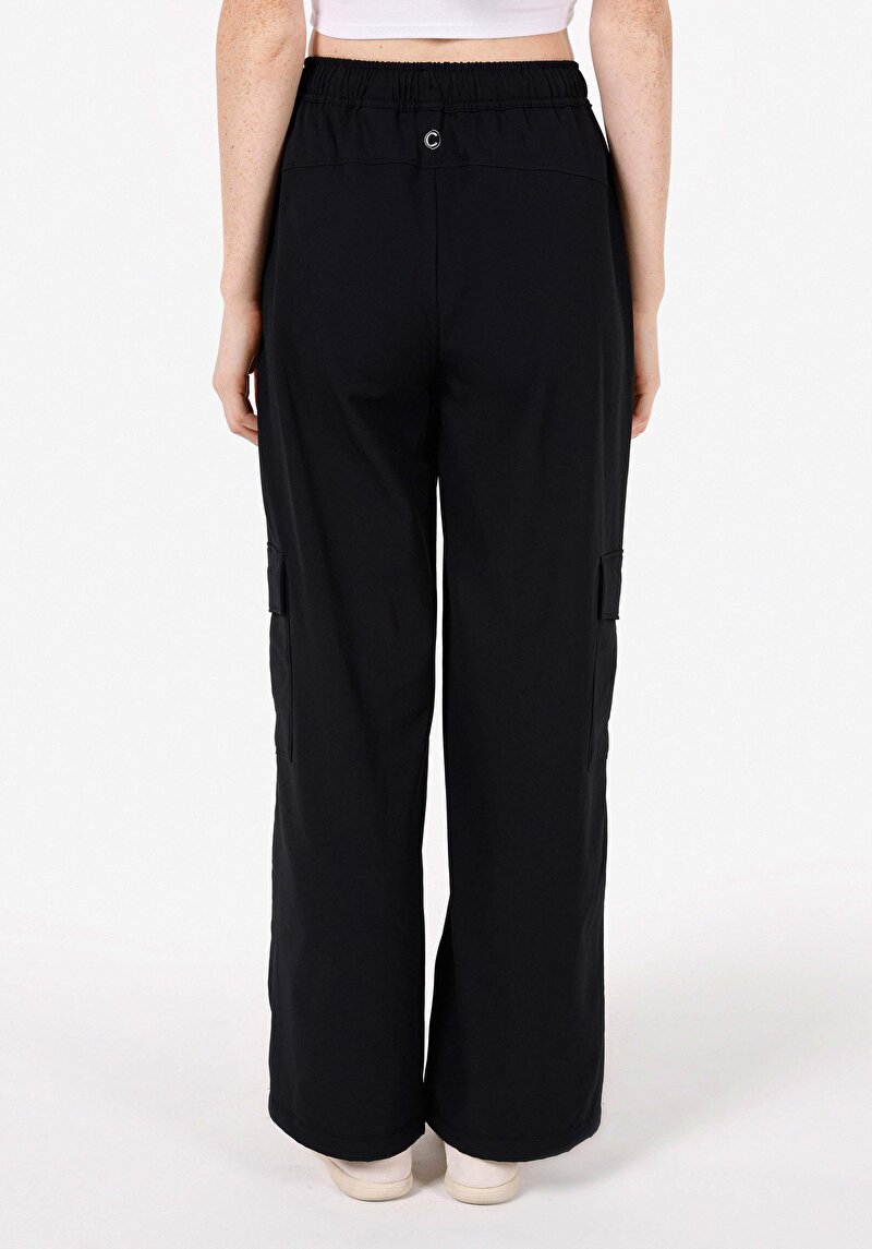 Regular Fit Düşük Bel Geniş Paça Kadın Siyah Pantolon