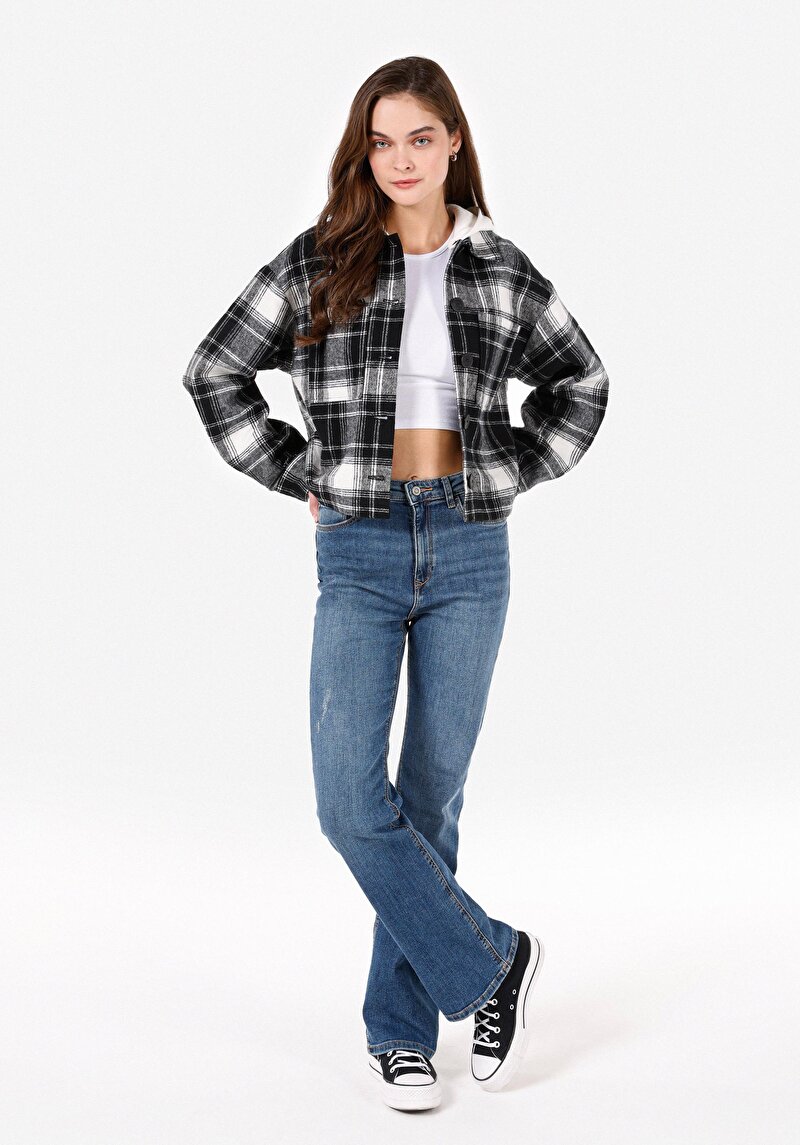 Regular Fit Kapüşonlu Kadın Siyah Uzun Kol Gömlek