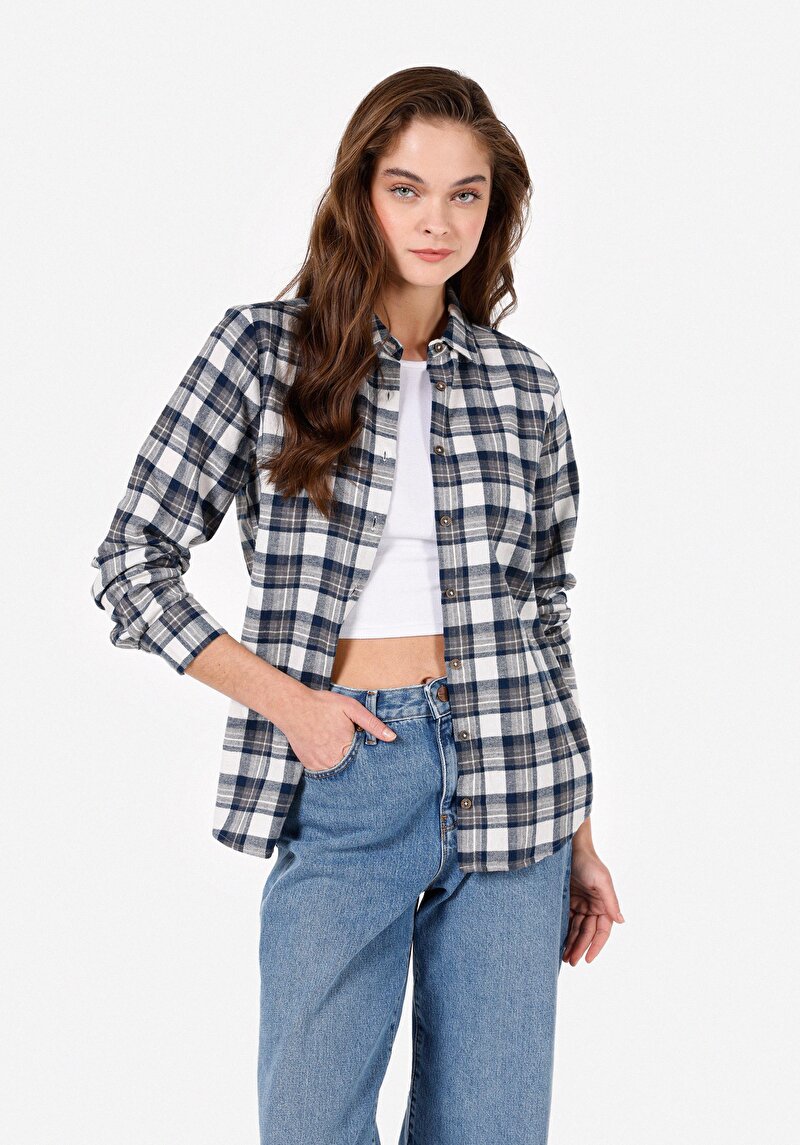 Regular Fit Cepsiz Shirt Neck Ekoseli Kadın Mavi Uzun Kol Gömlek