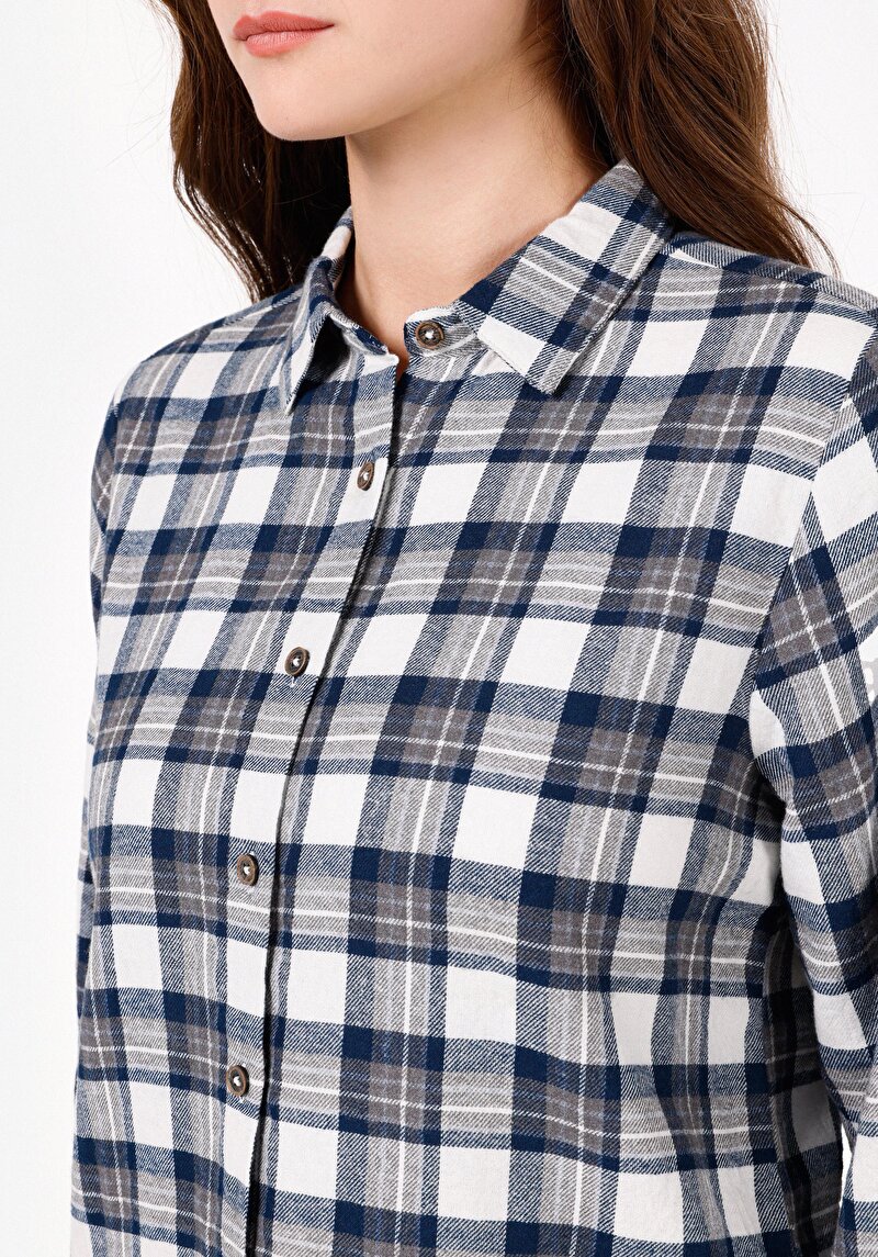 Regular Fit Cepsiz Shirt Neck Ekoseli Kadın Mavi Uzun Kol Gömlek