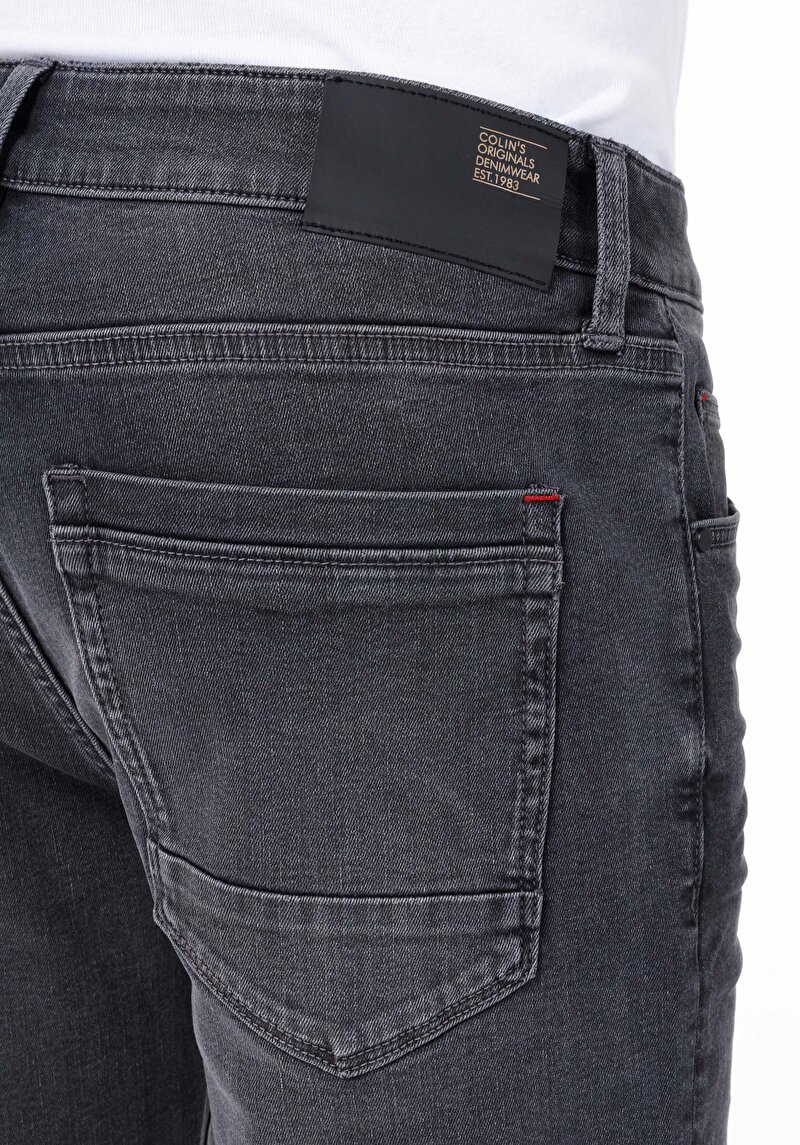 Straight Fit Düşük Bel  Erkek Siyah Jean Şort