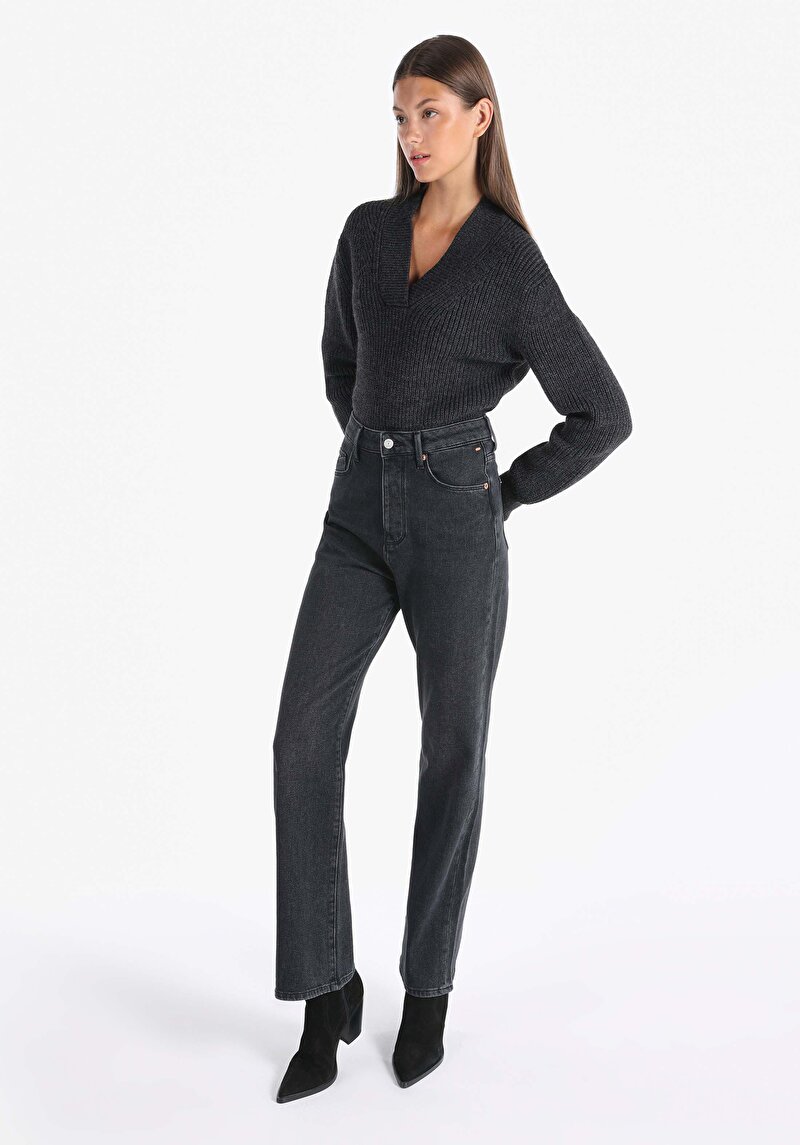 Regular Fit Yüksek Bel Tam Boy Paça Kadın Siyah Jean Pantolon