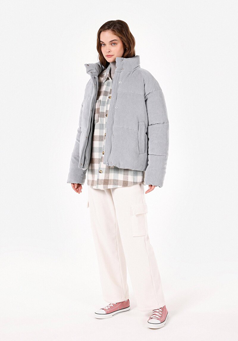 Regular Fit Dik Yaka Kadın Mavi Mont