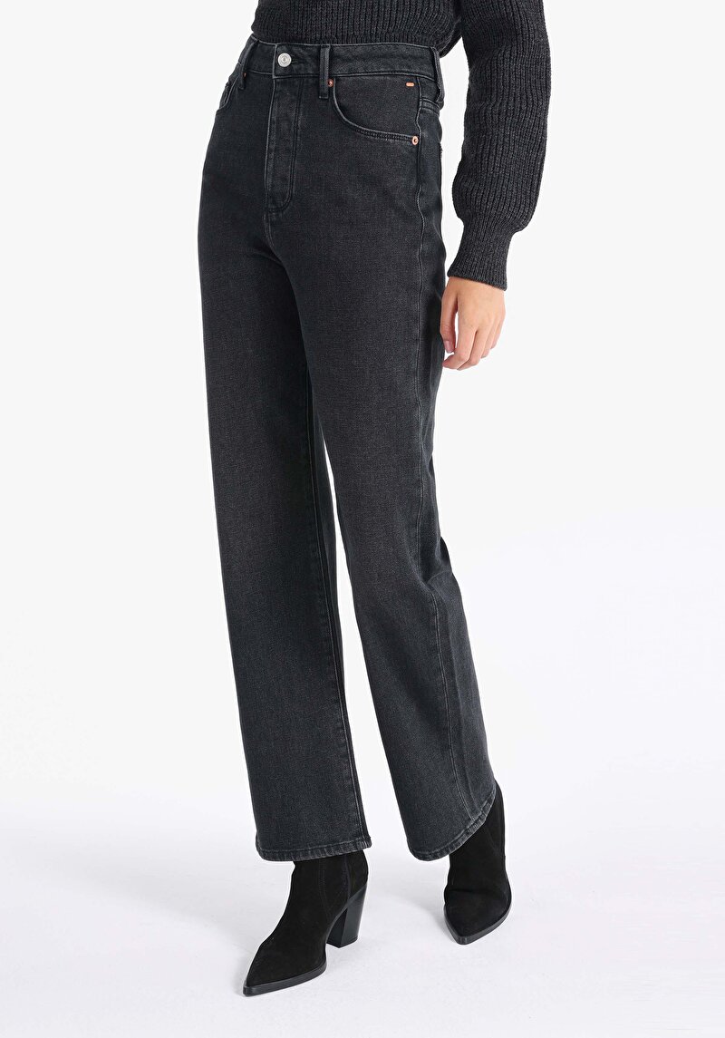 Regular Fit Yüksek Bel Tam Boy Paça Kadın Siyah Jean Pantolon