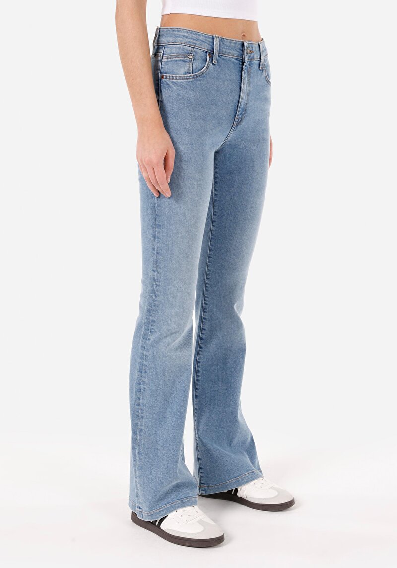 Slim Fit   Kadın İndigo Jean Pantolon