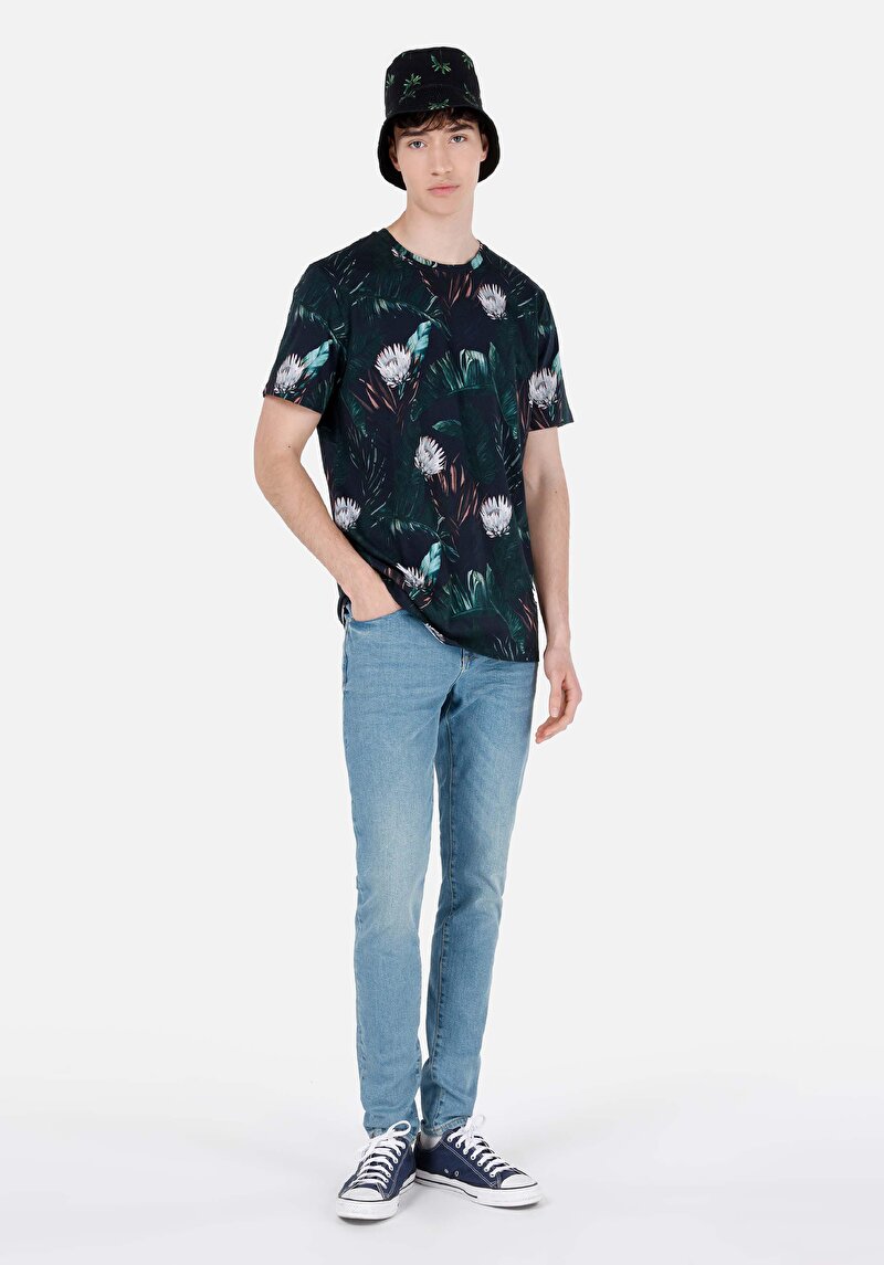 Regular Fit Yuvarlak Yaka Cepsiz Baskılı Erkek Yeşil Kısa Kol Tişört