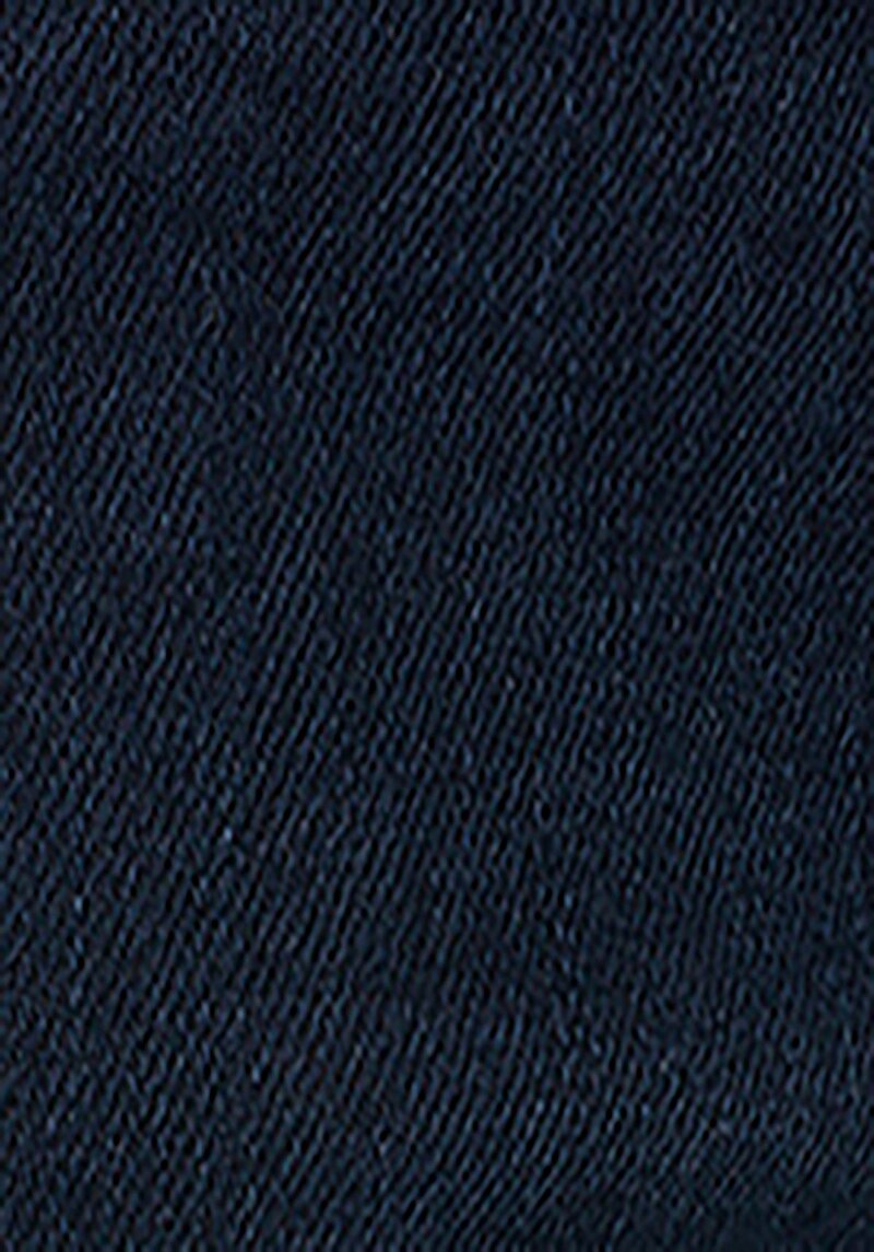 Skinny Fit Orta Bel Süper Dar Paça Kadın İndigo Jean Pantolon