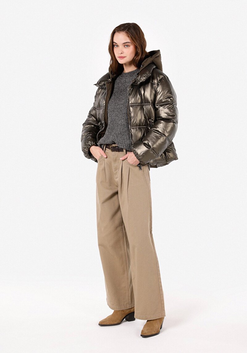 Regular Fit Kapüşonlu Kadın Yeşil Mont