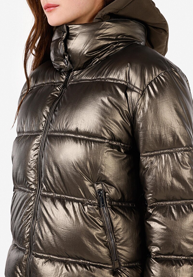 Regular Fit Kapüşonlu Kadın Yeşil Mont