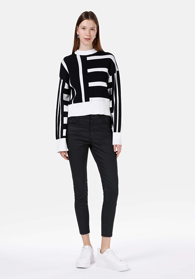 Skinny Fit Orta Bel Dar Paça Kadın Siyah Denim Jean Pantolon