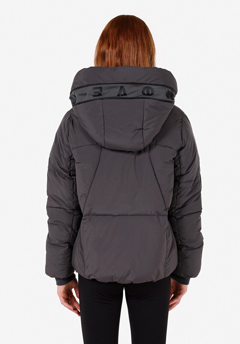 Regular Fit Kapüşonlu    Kadın Antrasit Mont