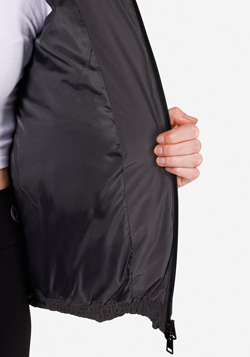Regular Fit Kapüşonlu    Kadın Antrasit Mont